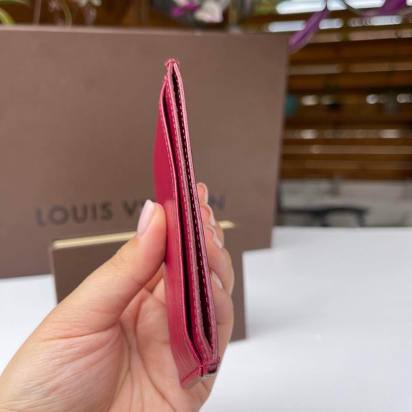 Louis vuitton epi fuchsia card case - Picture 3 of 7